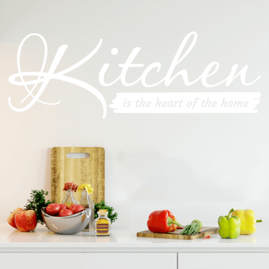 Wallsticker til køkkenet med teksten "Kitchen is the heart of the home"